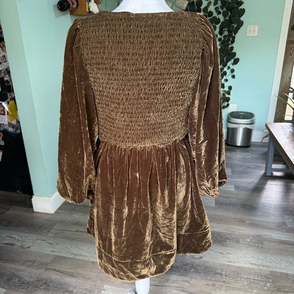 Free People Farrier A-Line Smocked Velvet Mini Dress Chocolate Brown Small - Picture 9 of 12